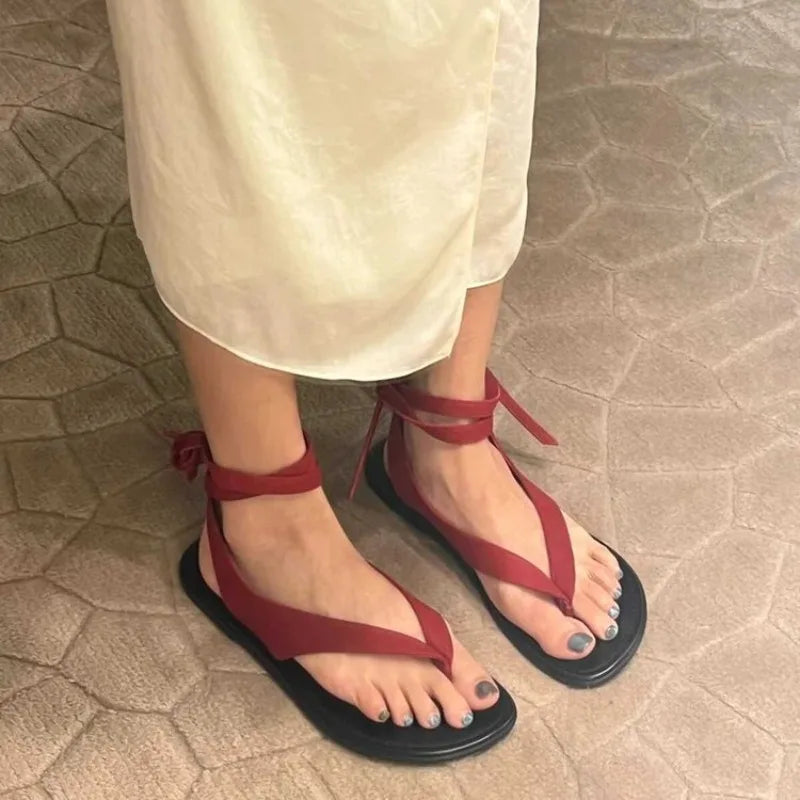 Women's personalized casual clip toe slippers summer  versatile flat bottom daily casual comfortable sandals for wearing outside