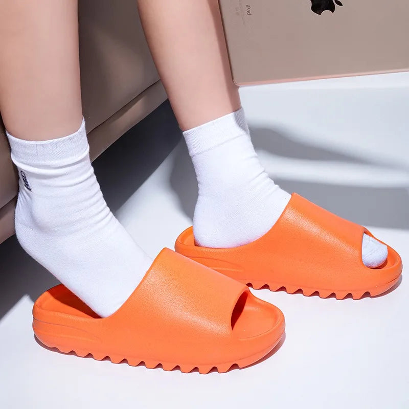 Women Men Slippers Fashion EVA Slides 2026 Summers Outdoor Beach Sandals Women Casual Shoes Man Flip-flops Men's Sandal