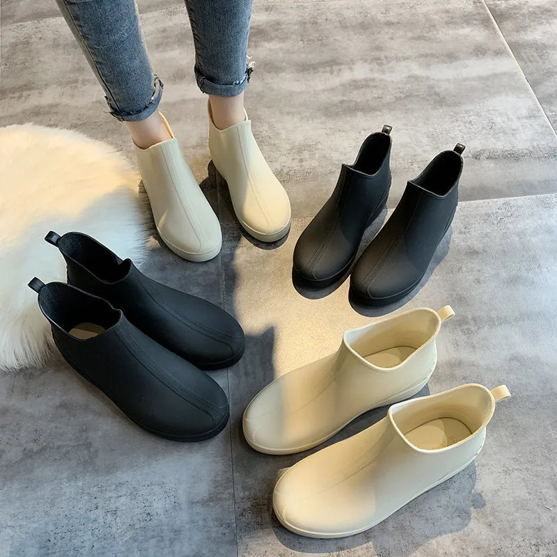 Fashion Waterproof Rain Shoes for Women Platform Ankle Rain Boots Ladies Rubber Shoes Outdoor Walking Booties New Working Boots