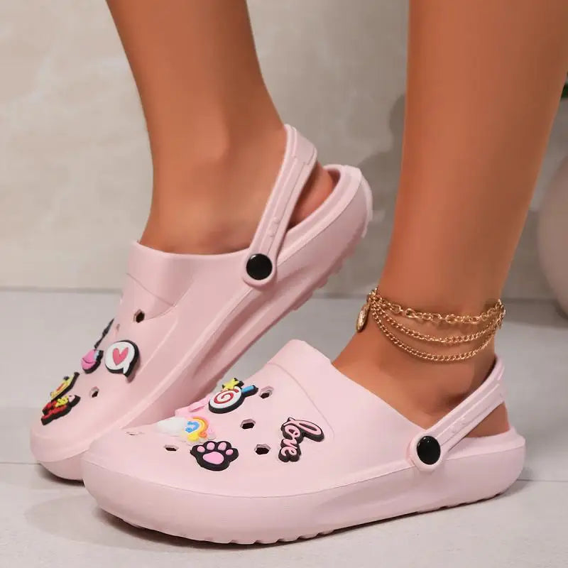 Clogs Platform Slippers Women Home Flat Luxury Designer Woman Shoes House Summer Sandals Casual Beach Fashion Footwear Indoor